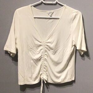 Reitmans Off White Cinched Top 10$ or 2 for 15$!